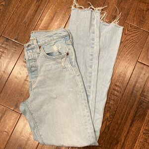 Levi’s Button-fly 501 S Skinny 24x30